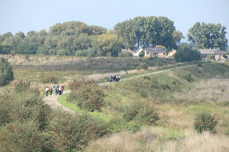 De Klompenwaard kleurt half september in tal van herfstkleuren (foto: Roeland Vermeulen)