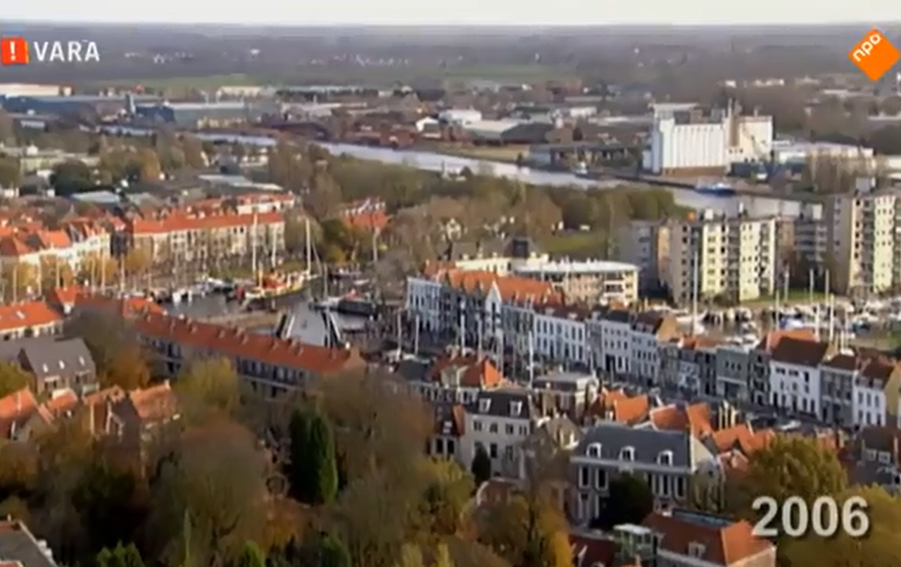 Intocht van Sinterklaas in 2006 (foto: VARA & NPO)