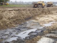 Graafwerkzaamheden aan de Ewijkse Plaat (foto: Rob Lieskamp, Rijkswaterstaat)