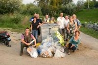 Resultaat van de eerste avond vuil opruimen in de Stadswaard (foto: FREE Nature)